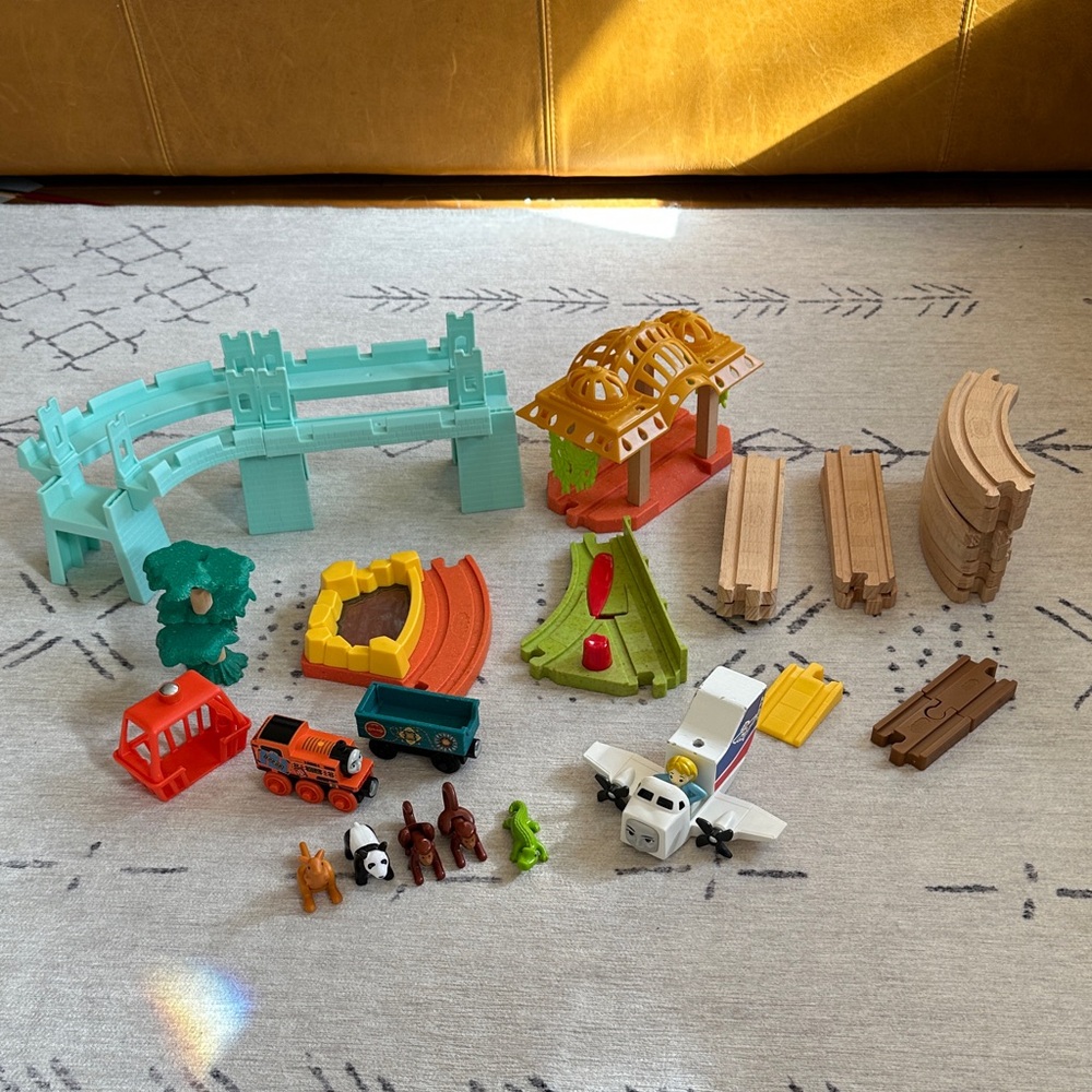 Thomas & Friends - Big World Adventures Set - Missing Sir Topham Hatt